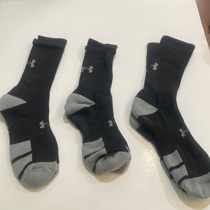 Under armor black and gray sockets 3 pair lg